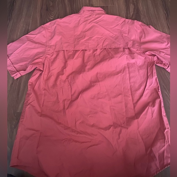 IZOD Men’s Shirt - Picture 3 of 3